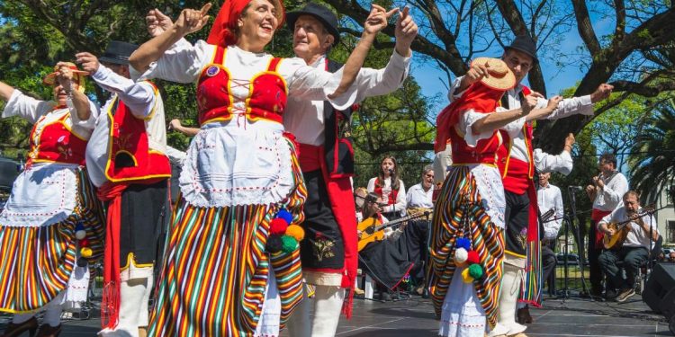 La fiesta de las colectividades