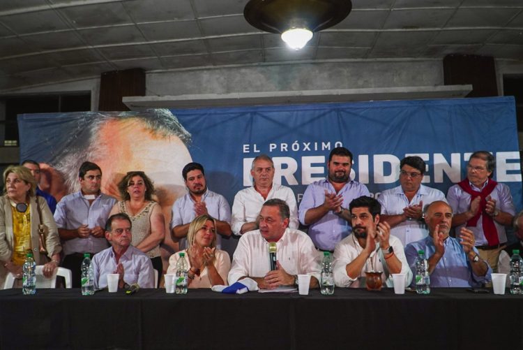 Intendentes y alcaldes de la Coalición se reúnen con la fórmula Delgado-Ripoll