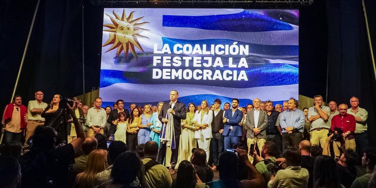 “Si el país necesita una mano, en la coalición le damos las dos”, expresó Delgado al reconocer su derrota