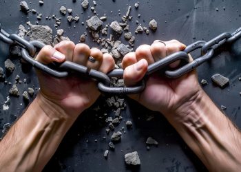 “A los socialistas de todos los partidos”