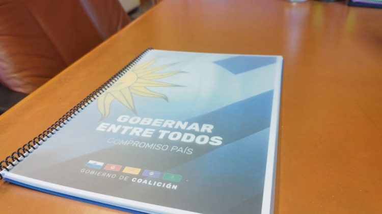 “Gobernar entre todos”: 400 propuestas que proponen seguir transformando a Uruguay