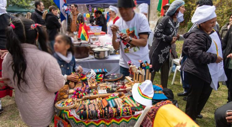 Una celebración especial de la Navidad con familias migrantes en nuestro país