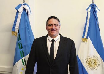 “El camino al futuro es cada vez mayor integración y buscar los beneficios en común para nuestra gente”