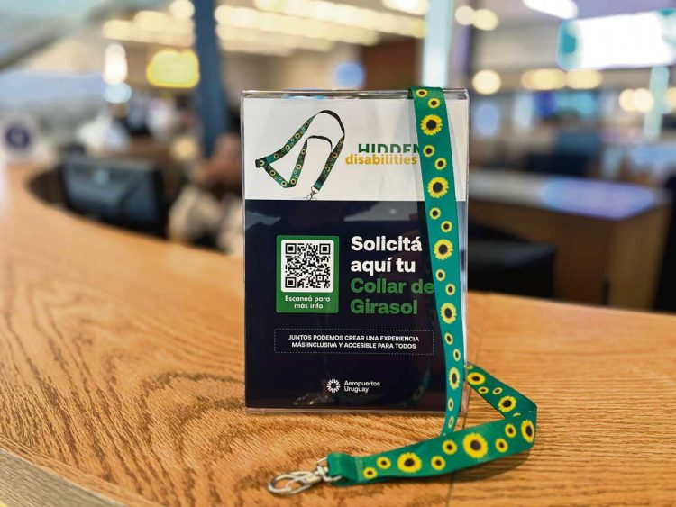 El Aeropuerto de Carrasco adopta programa global de collar de Girasoles