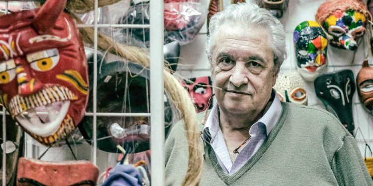 Colección de máscaras latinoamericanas de Claudio Rama