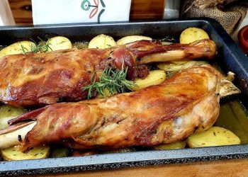 Corderos, lechones y pollos, una opción para que pequeños emprendimientos hagan una zafra en las fiestas