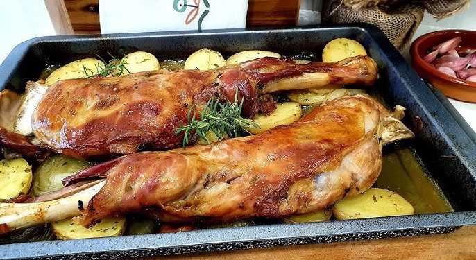 Corderos, lechones y pollos, una opción para que pequeños emprendimientos hagan una zafra en las fiestas