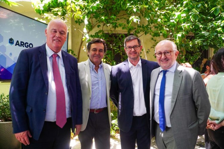 Se lanzó el programa Argo que brinda apoyo educativo integral a adolescentes