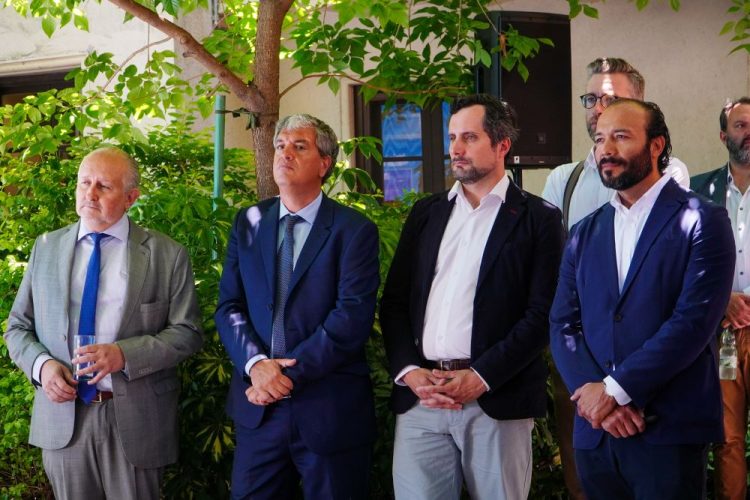 Se lanzó el programa Argo que brinda apoyo educativo integral a adolescentes