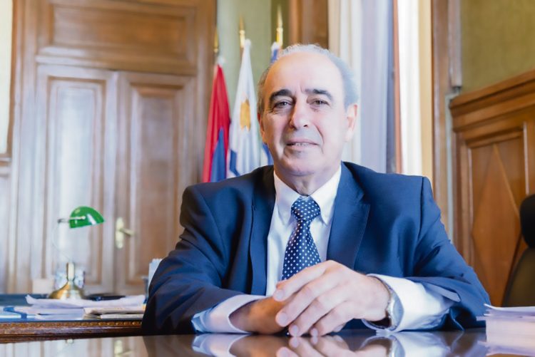 “Creo que hay que revisar la Ley Forestal”