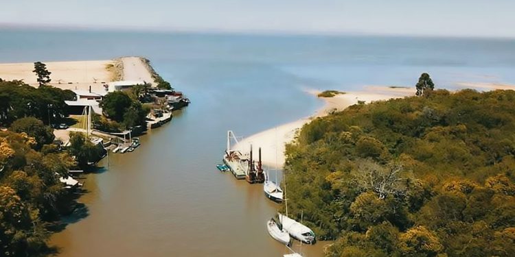 Boca del Cufré recibe a miles de turistas cada fin de semana