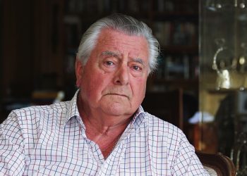 “A nivel empresarial o de agentes económicos la reacción general es medio entre expectativa y preocupación”