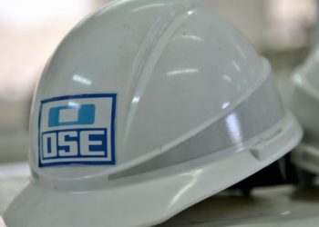 Entre bueyes no hay cornadas