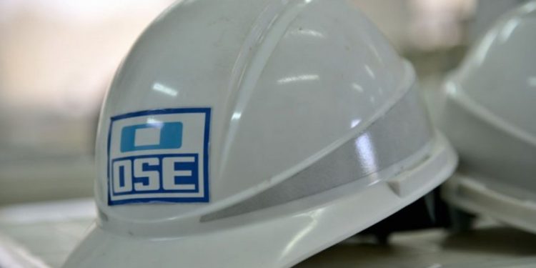 Entre bueyes no hay cornadas