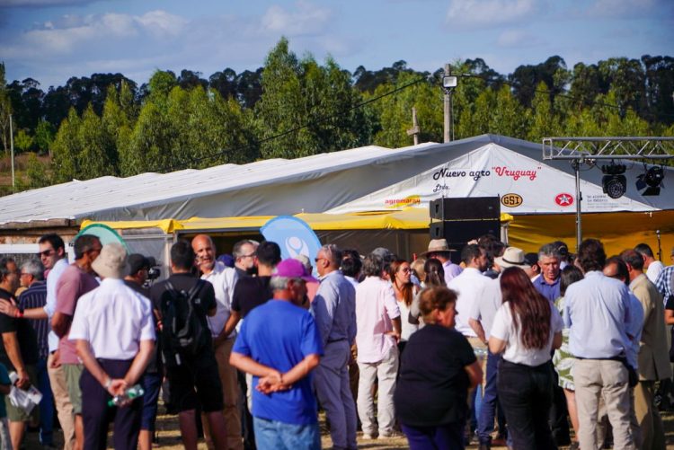 Mattos en Expo Avícola: La exportación es el gran desafío de Uruguay