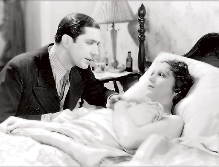 Comienzo de la filmación de “El día que me quieras”. Conmovedora interpretación de Gardel del tango “Sus ojos se cerraron”