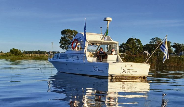 Travesía histórica por la laguna Merín