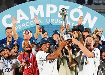 Si no te gusta la sopa, dos platos: Nacional supercampeón