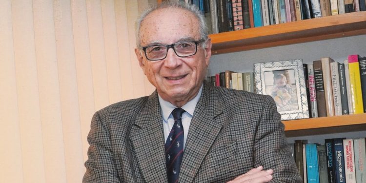 “La tendencia del Frente Amplio a aumentar el gasto público y los impuestos es bien notoria”