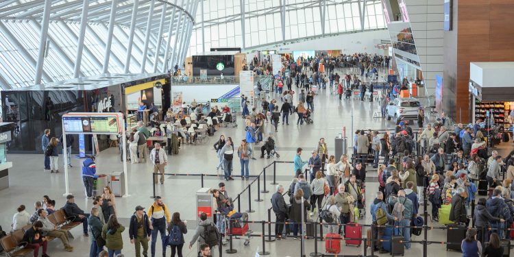 Aeropuerto de Carrasco celebra récord histórico de pasajeros en enero