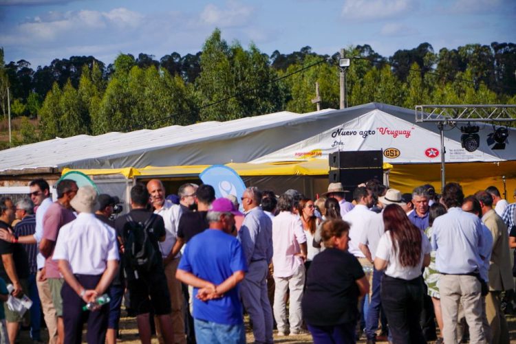 Se presentó el sello “Uruguay País Avícola” por las gremiales APAS y CUPRA