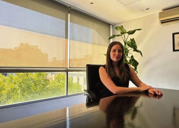 La regulación de plataformas digitales es “un gran paso” en la protección de derechos y obligaciones