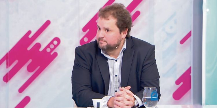 “La jornada laboral y el salario deberían tener un vínculo con la productividad”