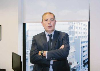 Discrepancias en el Frente Amplio por desindexación de salarios