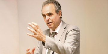 “Hoy las relaciones educativas son triangulares entre el educador, el alumno y la IA”