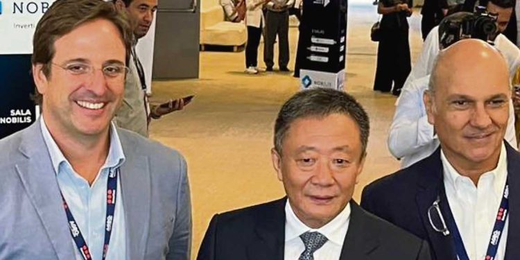 “China le está dando mayor importancia a nuestro país y tenemos que mirar esas señales”