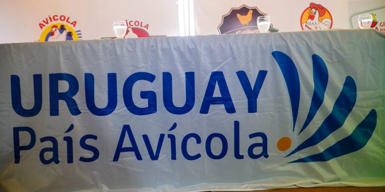 Se presentó el sello “Uruguay País Avícola” por las gremiales APAS y CUPRA