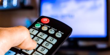 Partidos gastaron casi US$ 5 millones en publicidad en canales de Montevideo para la primera vuelta