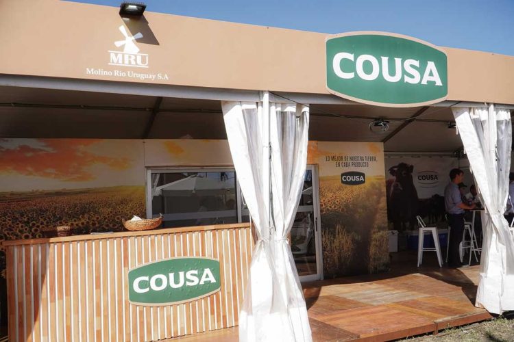 Cousa presentó nuevas líneas de raciones para la producción animal