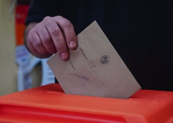 Por séptima vez en 20 años el Frente Amplio impulsa el voto consular