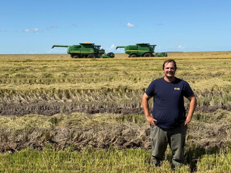 Apasionado por el arroz, pertenece a la cuarta generación familiar de productores en el país