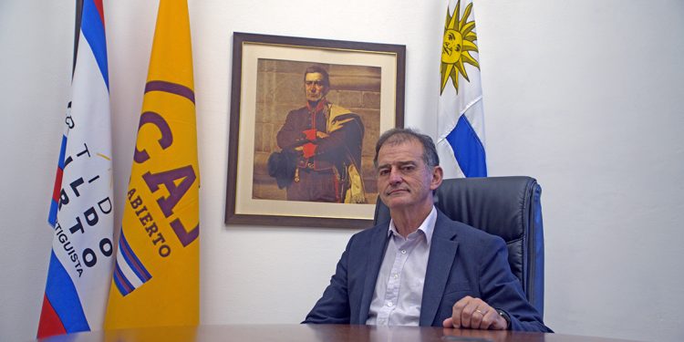 Manini Ríos: “Nosotros no hacemos coalición para oponernos” al gobierno