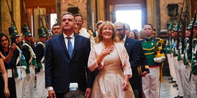 Asunción presidencial en vivo