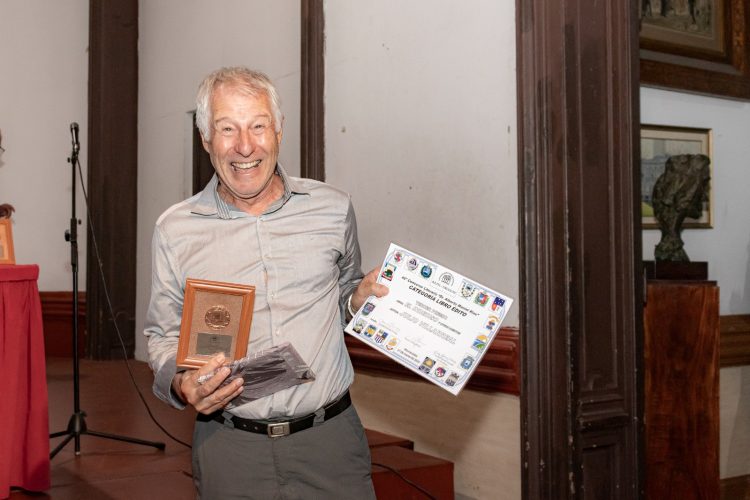 AEDI volvió a premiar a escritores de diversos rincones del país