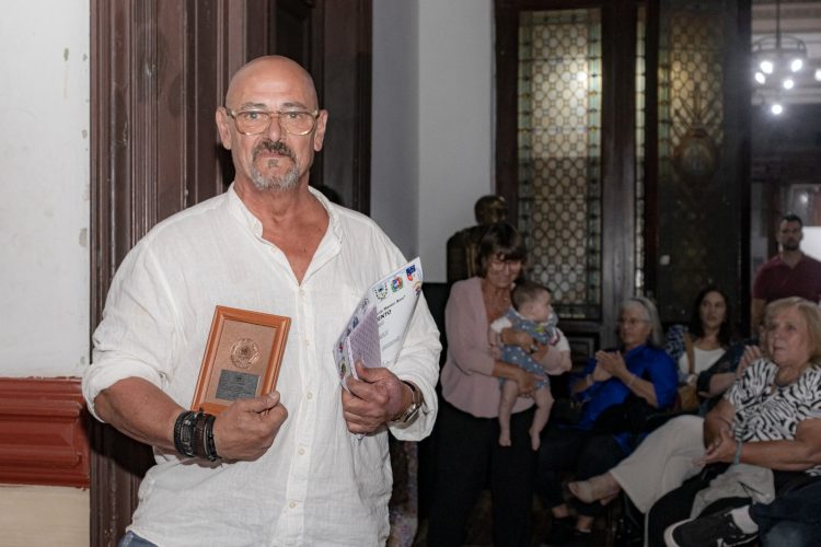 AEDI volvió a premiar a escritores de diversos rincones del país