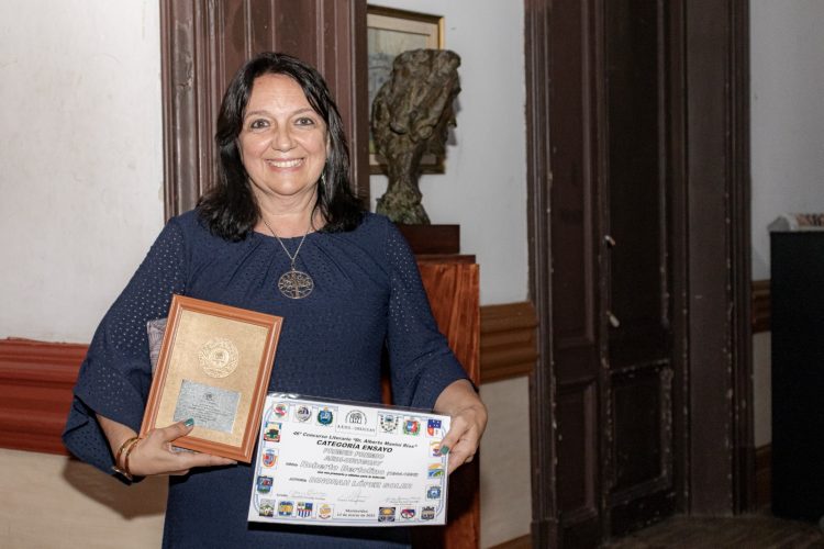 AEDI volvió a premiar a escritores de diversos rincones del país