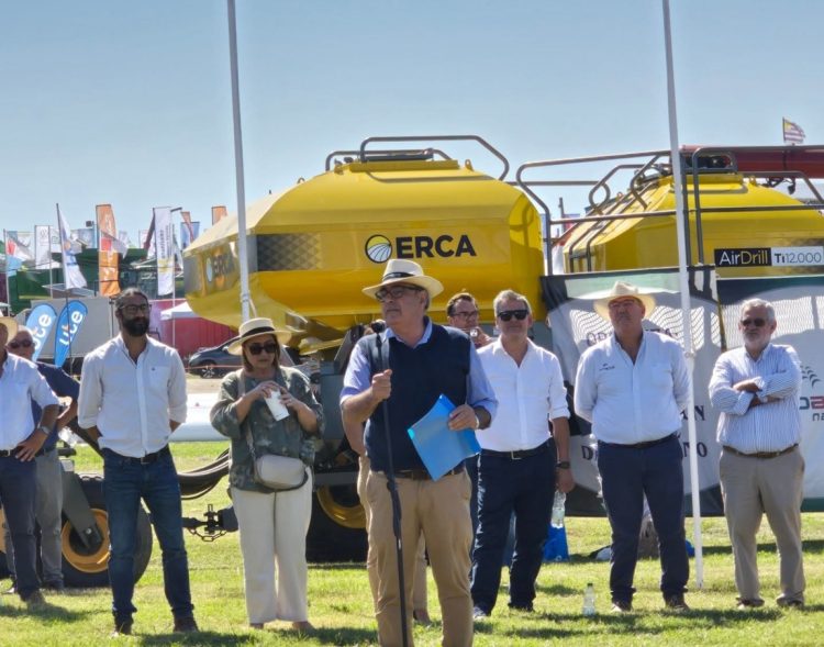 Fratti: “Primero debemos tener un gran relacionamiento con nuestros vecinos, y después con todo el mundo”