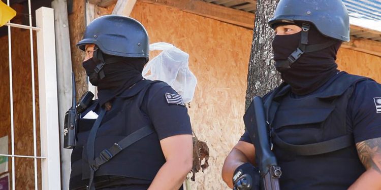 Durazno bajo el azote de grupos criminales