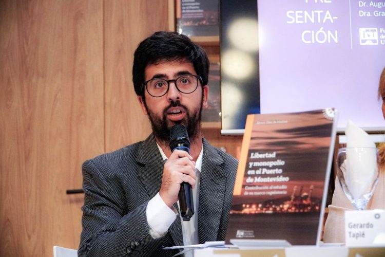 Presentación de Libertad y monopolio en el Puerto de Montevideo, de Álvaro Diez de Medina