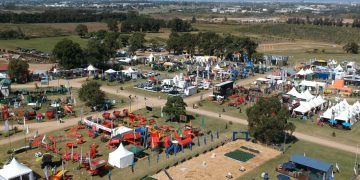 Con más expositores y actividades de punta,  comienza la Rural de Melilla
