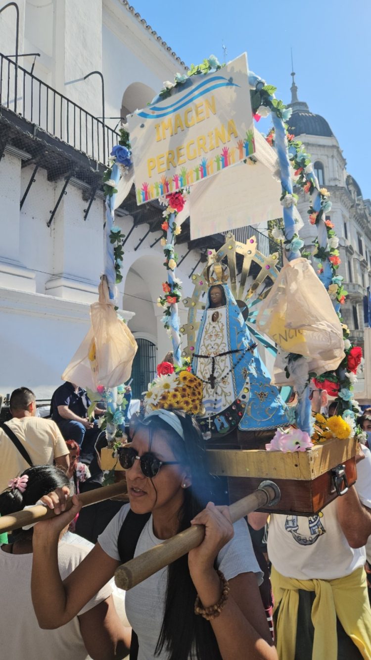 “Francisco, como buen padre, fue padre de todos, pero se encargó fundamentalmente de los más frágiles”