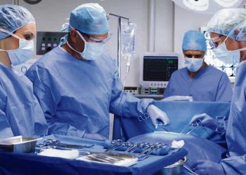 Gobierno prepara cambios en el sistema de reválidas para médicos extranjeros