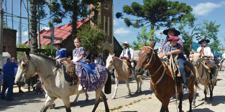 Los niños fueron protagonistas de la Patria Gaucha