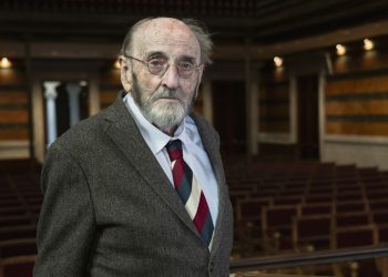 Álvaro Pombo recibe el Premio Cervantes
