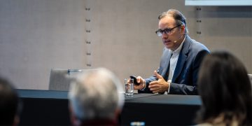 Presidente del BCU señala que se pagan tasas de interés más altas que en la región