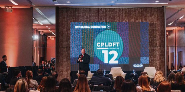 “El futuro de los delitos no se combate con métodos del pasado, por eso hay que aprender a usar las tecnologías”